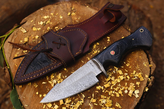 Damascus Bobcat Hunting Dagger with Colored Wood (Total length 10.3 inches) with Leather Cover