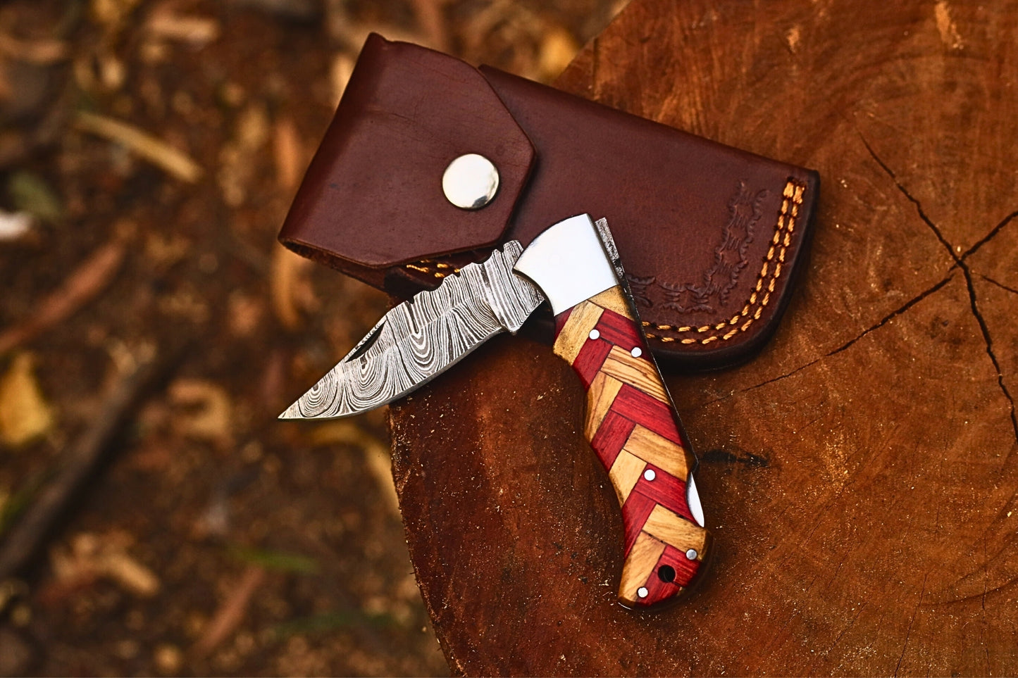 Premium Damascus Steel Folding Hunting Knife With Leather Cover– Rosewood & Pakkawood Handle