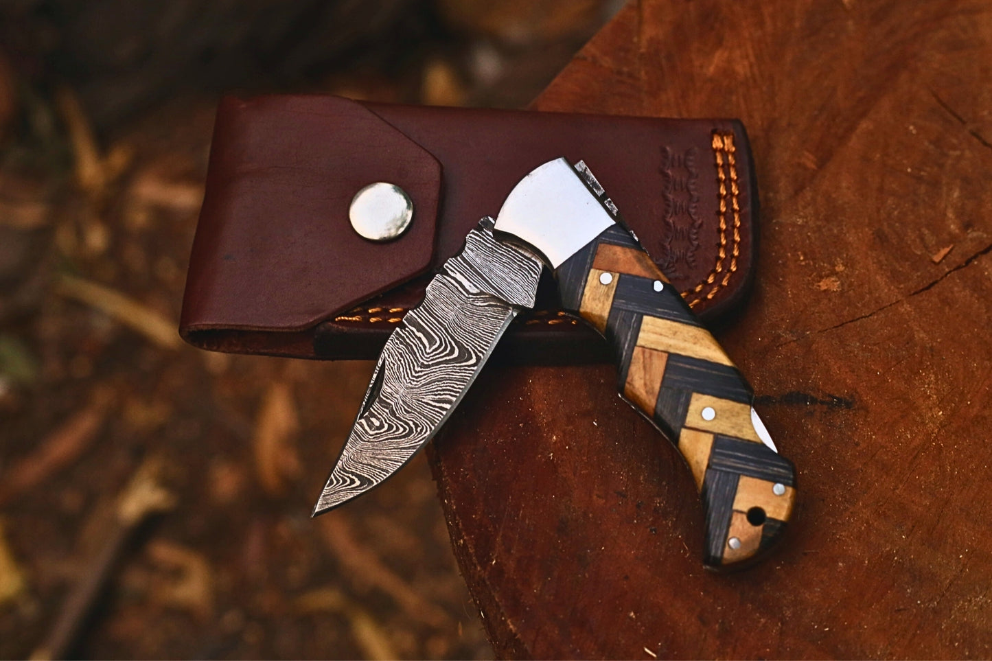 Premium Damascus Steel Folding Hunting Knife With Leather Cover– Rosewood & Pakkawood Handle