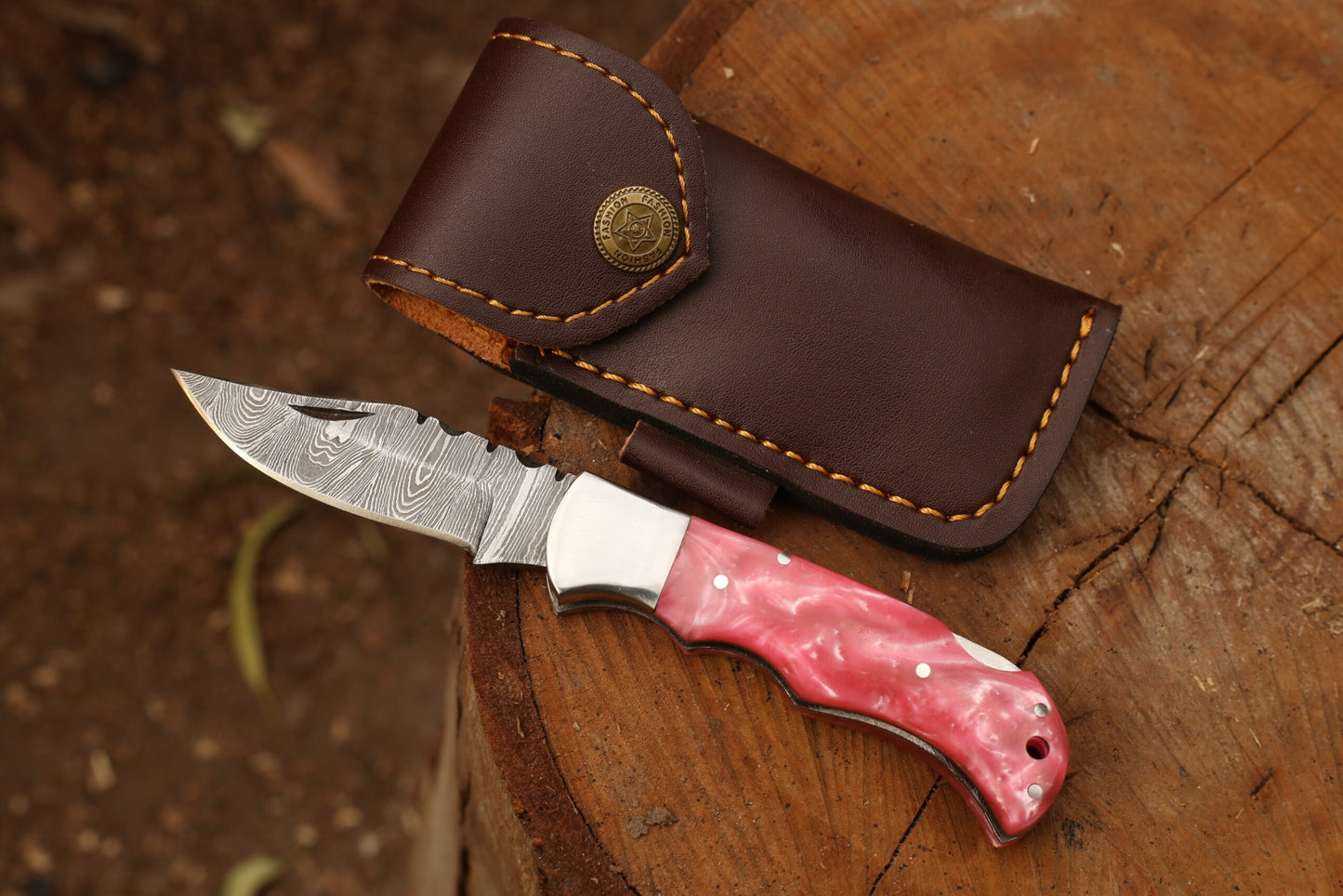 Hunting Folding Knife  With Leather Cover (Damascus Steel Blade / Resin Handle)
