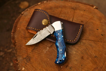 Hunting Folding Knife with Leather Cover (Damascus Steel Blade / Resin Handle )